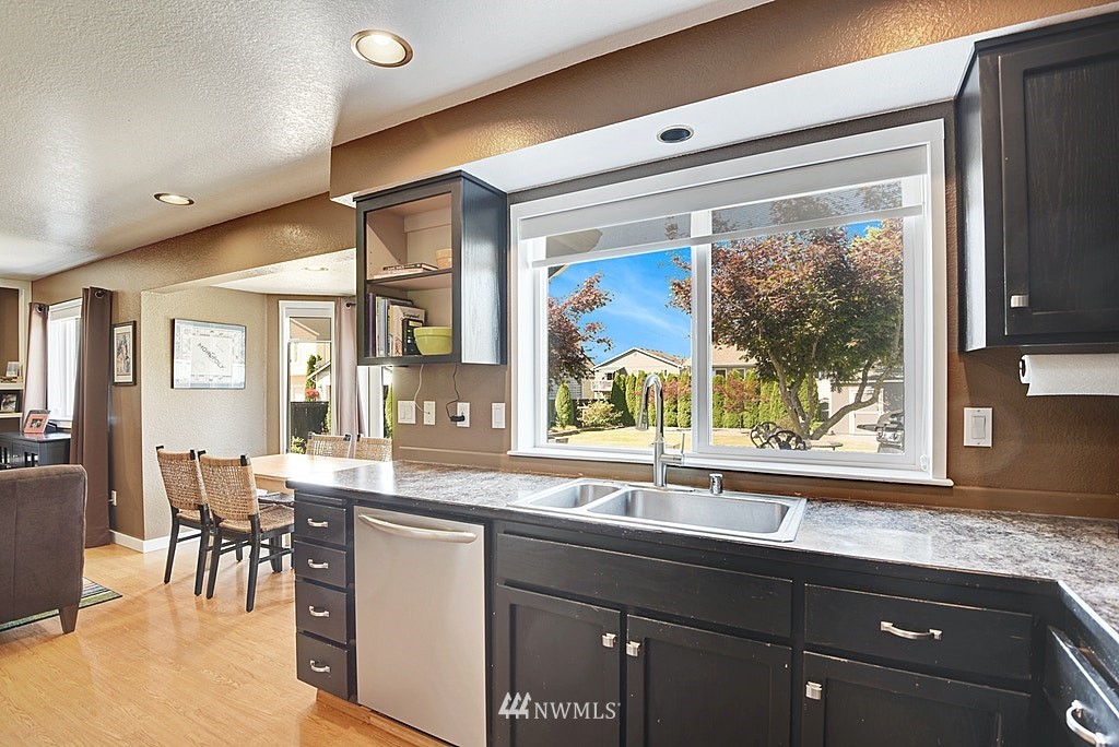 15130 41st Avenue Southeast Bothell, WA 98012 - Photo 10 of 25 Gallery Image 10