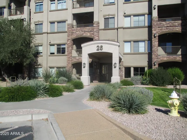 $2,295 | 5350 East Deer Valley Drive, Unit 2440, Phoenix, AZ 85054