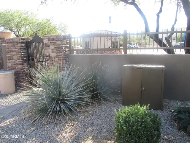 $2,295 | 5350 East Deer Valley Drive, Unit 2440, Phoenix, AZ 85054