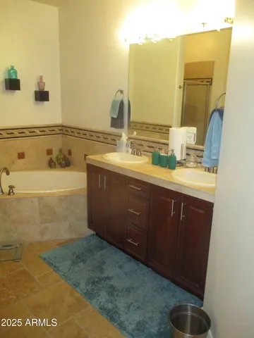 $2,295 | 5350 East Deer Valley Drive, Unit 2440, Phoenix, AZ 85054