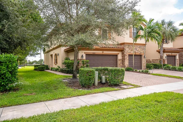 $3,600 | 10283 Wellington Parc Drive, Wellington, FL 33449