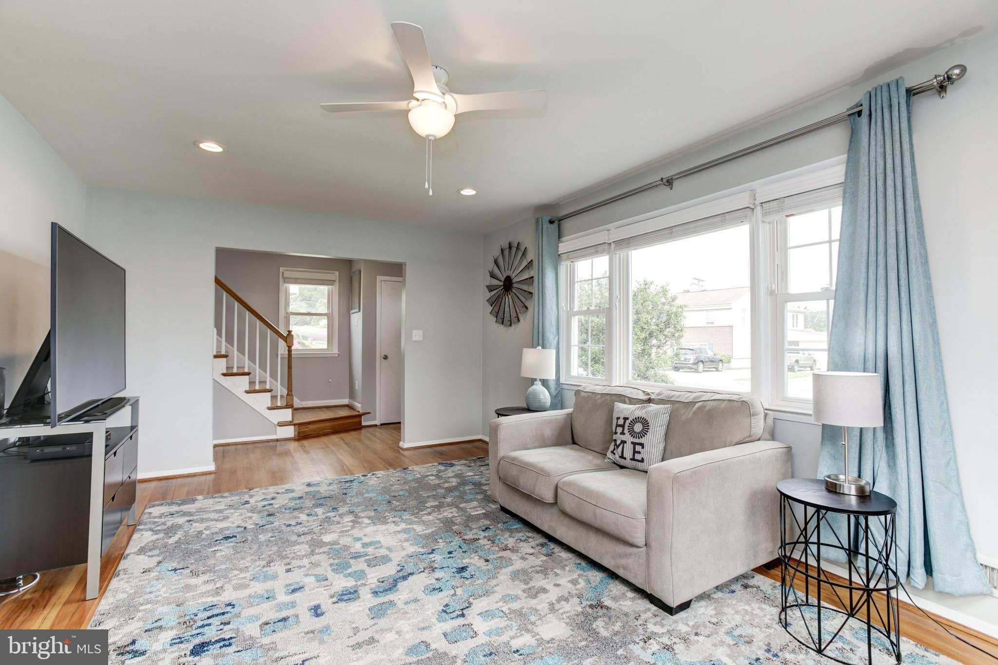 311 Ardmore Road Linthicum Heights, MD 21090 - Photo 7 of 33 Living Room