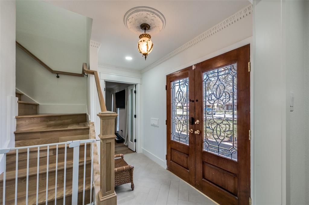 4316 Springbranch Drive Benbrook, TX 76116 - Photo 3 of 25