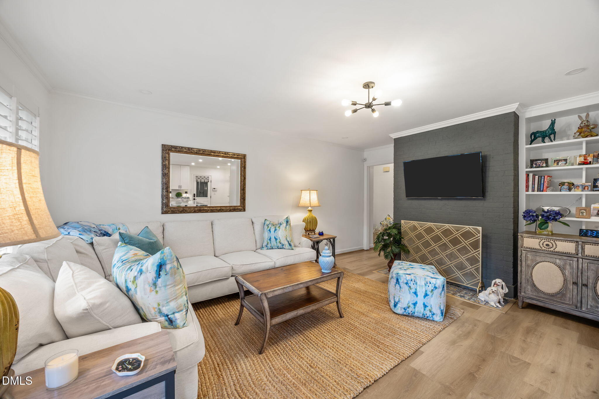 3213 Cobblestone Court Raleigh, NC 27607 - Photo 10 of 42 Living room