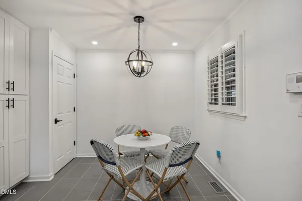 $825,000 | 3213 Cobblestone Court, Raleigh, NC 27607