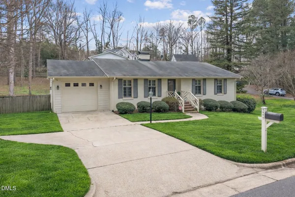 $825,000 | 3213 Cobblestone Court, Raleigh, NC 27607