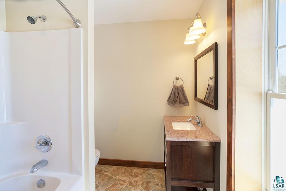 1369 Old North Shore Road Duluth, MN 55804 - Photo 12 of 24