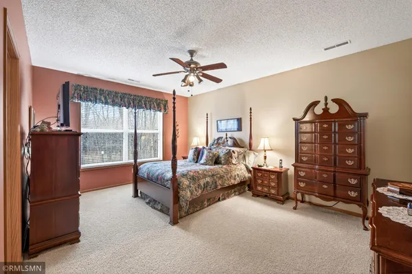 $429,900 | 15739 Farnham Avenue North, Hugo, MN 55038