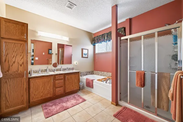 $429,900 | 15739 Farnham Avenue North, Hugo, MN 55038