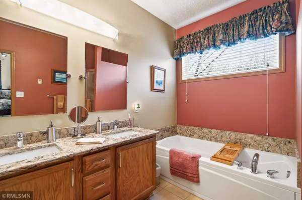 $429,900 | 15739 Farnham Avenue North, Hugo, MN 55038