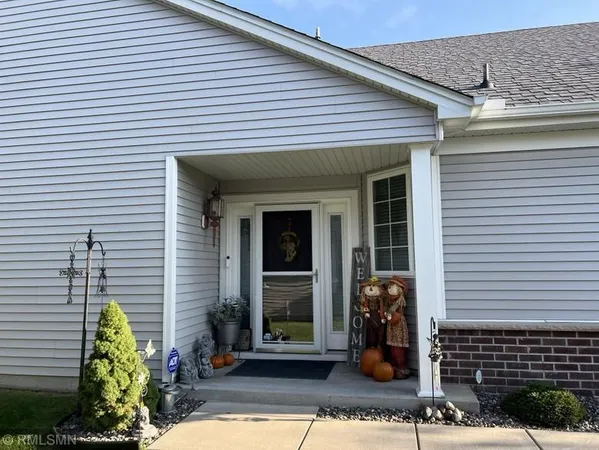 $429,900 | 15739 Farnham Avenue North, Hugo, MN 55038