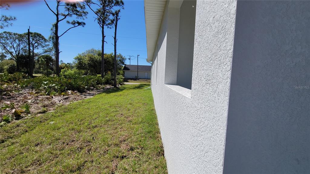 23458 Macbeth Court Punta Gorda, FL 33980 - Photo 8 of 33