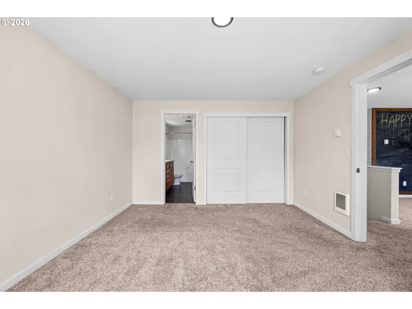 a view of empty room