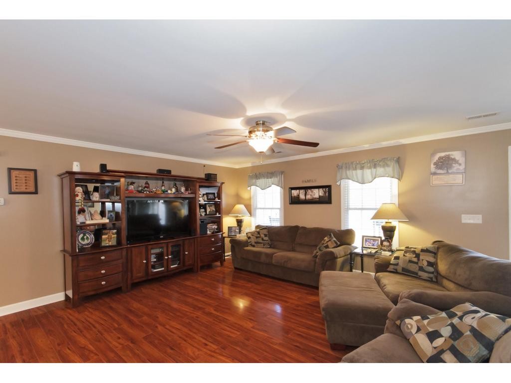 5911 Stockard Road Graham, NC 27253 - Photo 9 of 24 Gallery Image 9