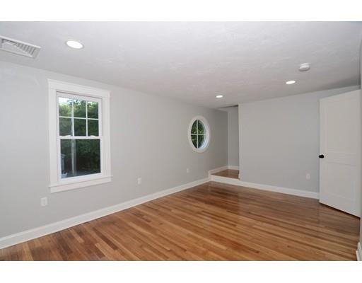 304 Clapp Road Scituate, MA 02066 - Photo 17 of 32 Gallery Image 17