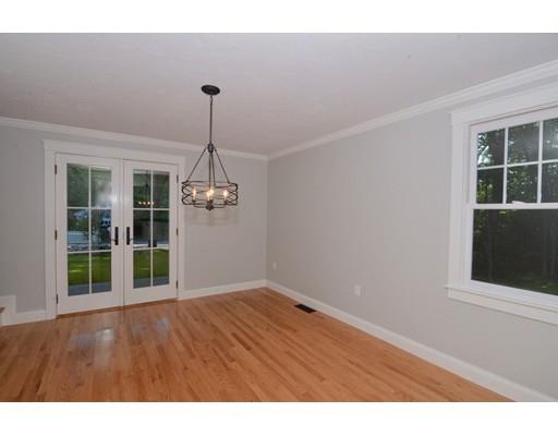 304 Clapp Road Scituate, MA 02066 - Photo 10 of 32 Gallery Image 10