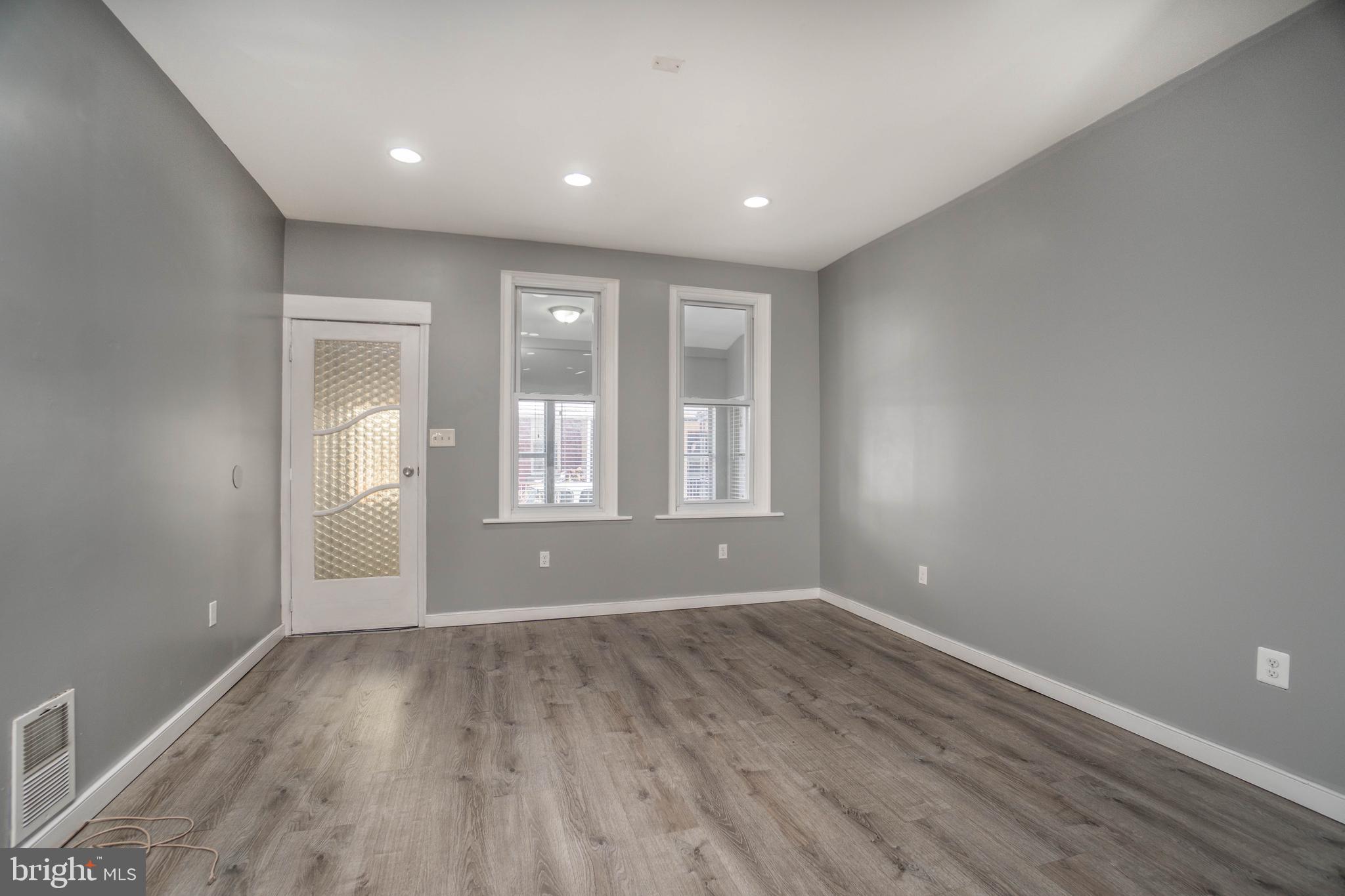 424 Fitzgerald Street Philadelphia, PA 19148 - Photo 8 of 31 Gallery Image 8