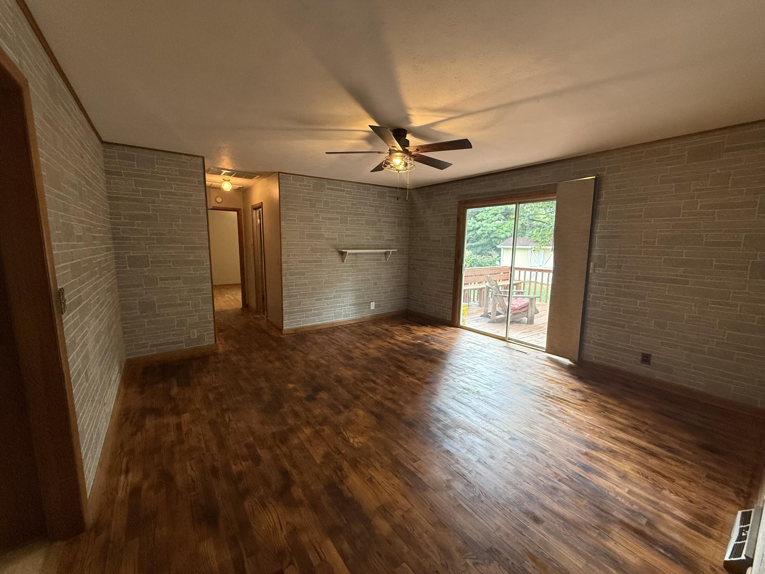 222 South Ken Avenue Springfield, MO 65802 - Photo 10 of 25 IMG_1662