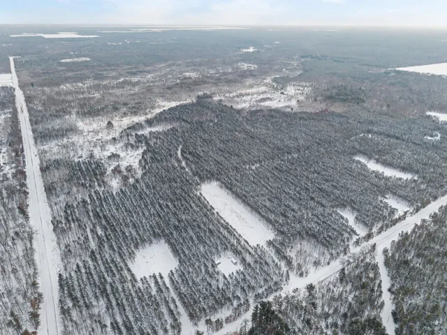 $85,000 | 6-ac Lot 4 6-ac, New Lisbon, WI 53950