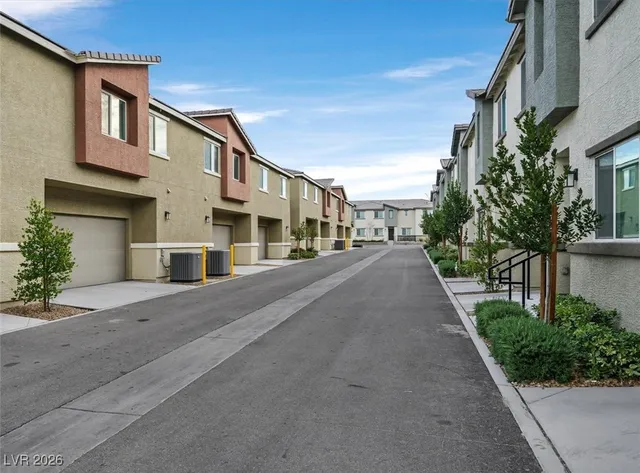 $348,900 | 12264 Radiant Sunrise Road, Unit 3, Las Vegas, NV 89183