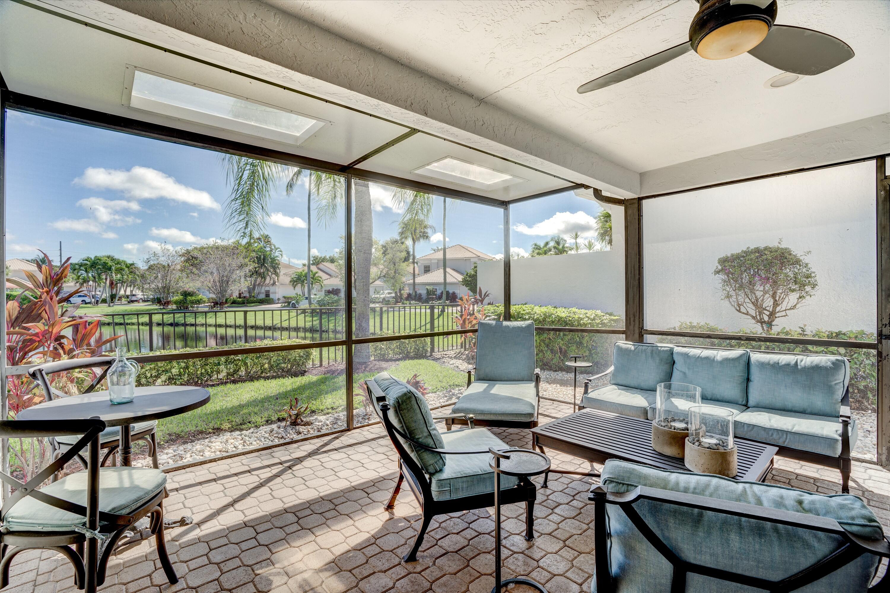 17496 Vía Capri Boca Raton, FL 33496 - Photo 19 of 22 Screen Patio