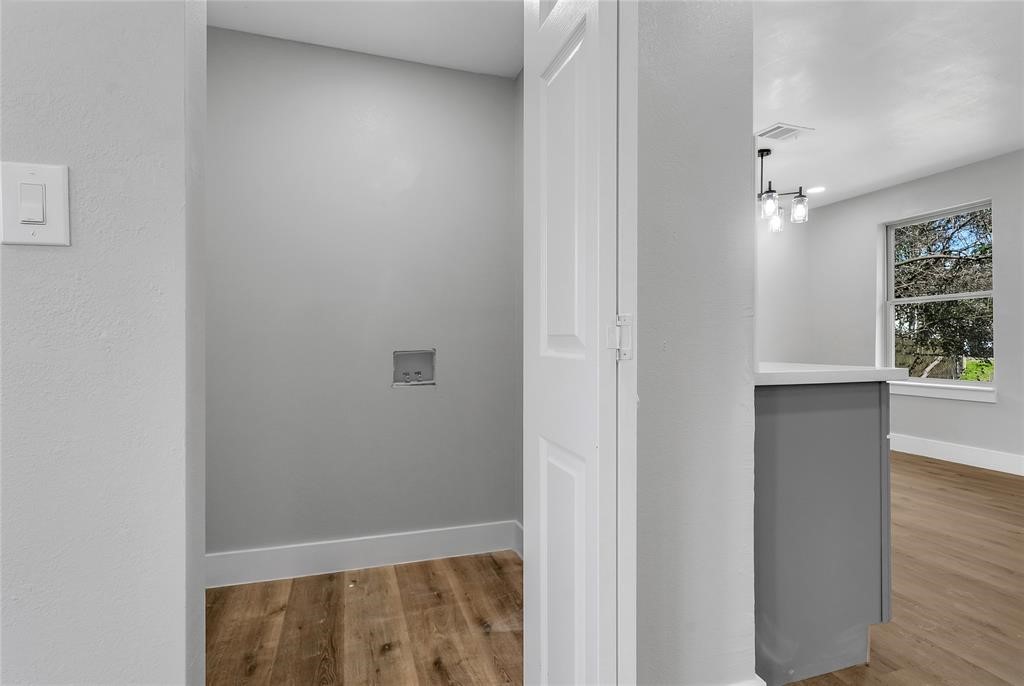 7609 St Lo Road Houston, TX 77033 - Photo 10 of 14