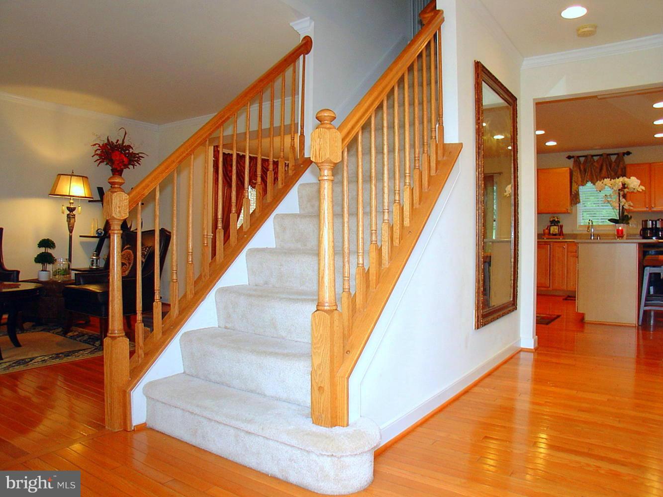 7514 Perryspring Way Baltimore, MD 21237 - Photo 4 of 26 Interior (General)