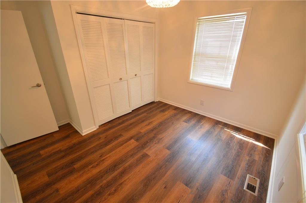 7130 Highland Road Indianapolis, IN 46268 - Photo 15 of 32 Gallery Image 15