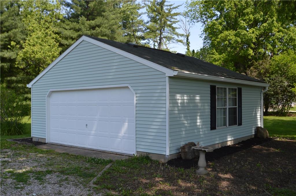 7130 Highland Road Indianapolis, IN 46268 - Photo 6 of 32 Gallery Image 6
