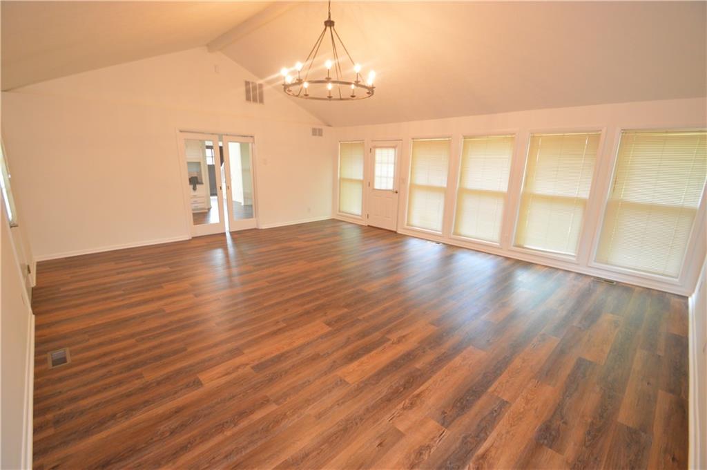 7130 Highland Road Indianapolis, IN 46268 - Photo 9 of 32 Gallery Image 9