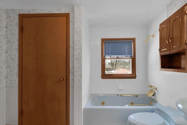 $224,900 | 306 West Madison Street, Belvidere, IL 61008