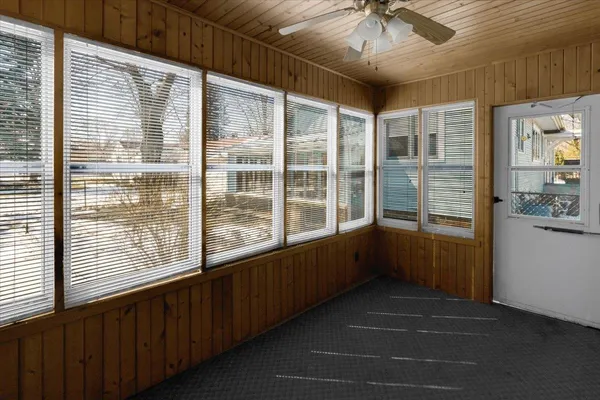 $224,900 | 306 West Madison Street, Belvidere, IL 61008