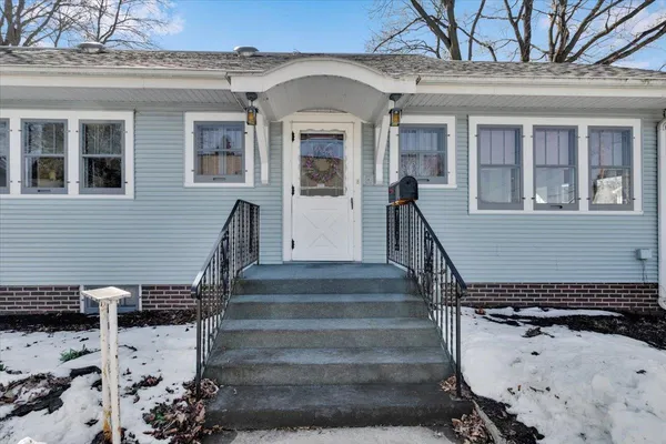 $224,900 | 306 West Madison Street, Belvidere, IL 61008