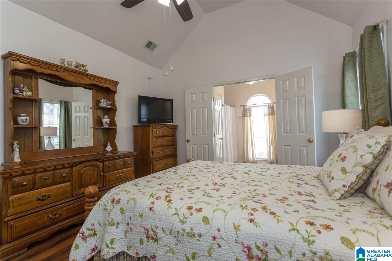 170 Flagstone Lane Calera, AL 35040 - Photo 15 of 26