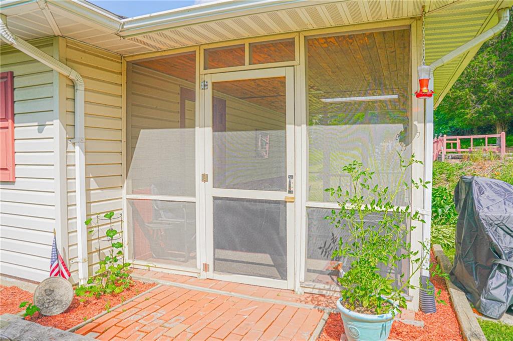 3886 Darlington Road Darlington, PA 16115 - Photo 32 of 43