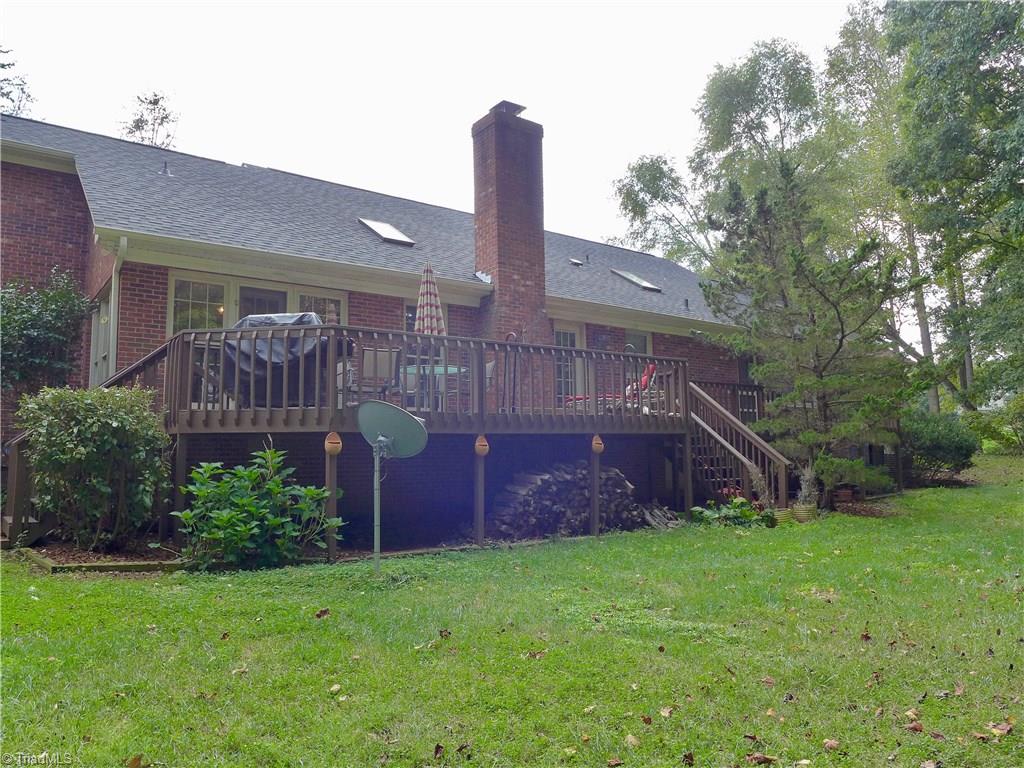 5101 Rambling Road Greensboro, NC 27409 - Photo 2 of 29
