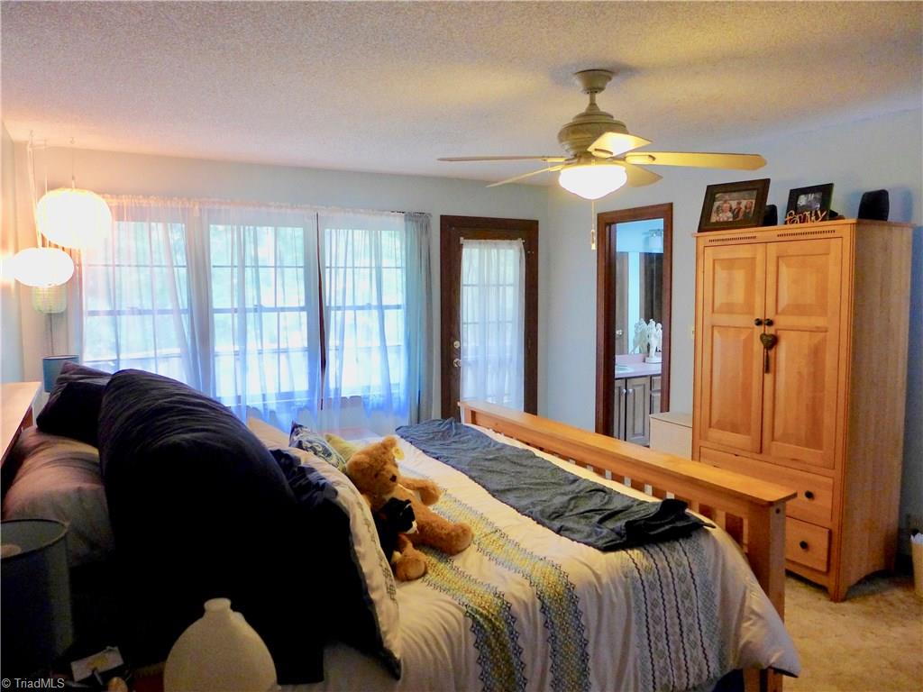 5101 Rambling Road Greensboro, NC 27409 - Photo 26 of 29