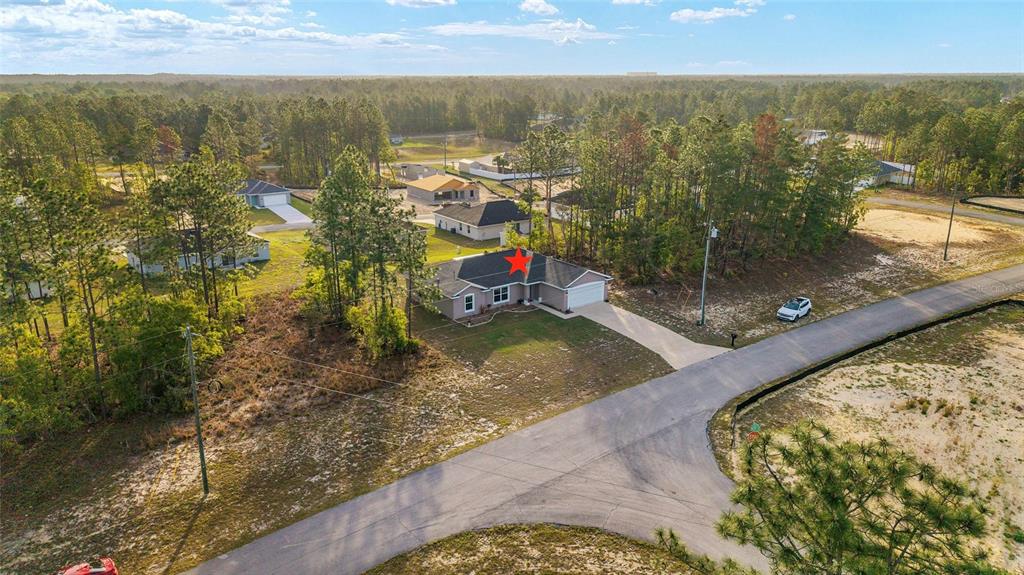 13057 Southwest 85th Circle Ocala, FL 34473 - Photo 27 of 34 a view of a balcony with an outdoor space