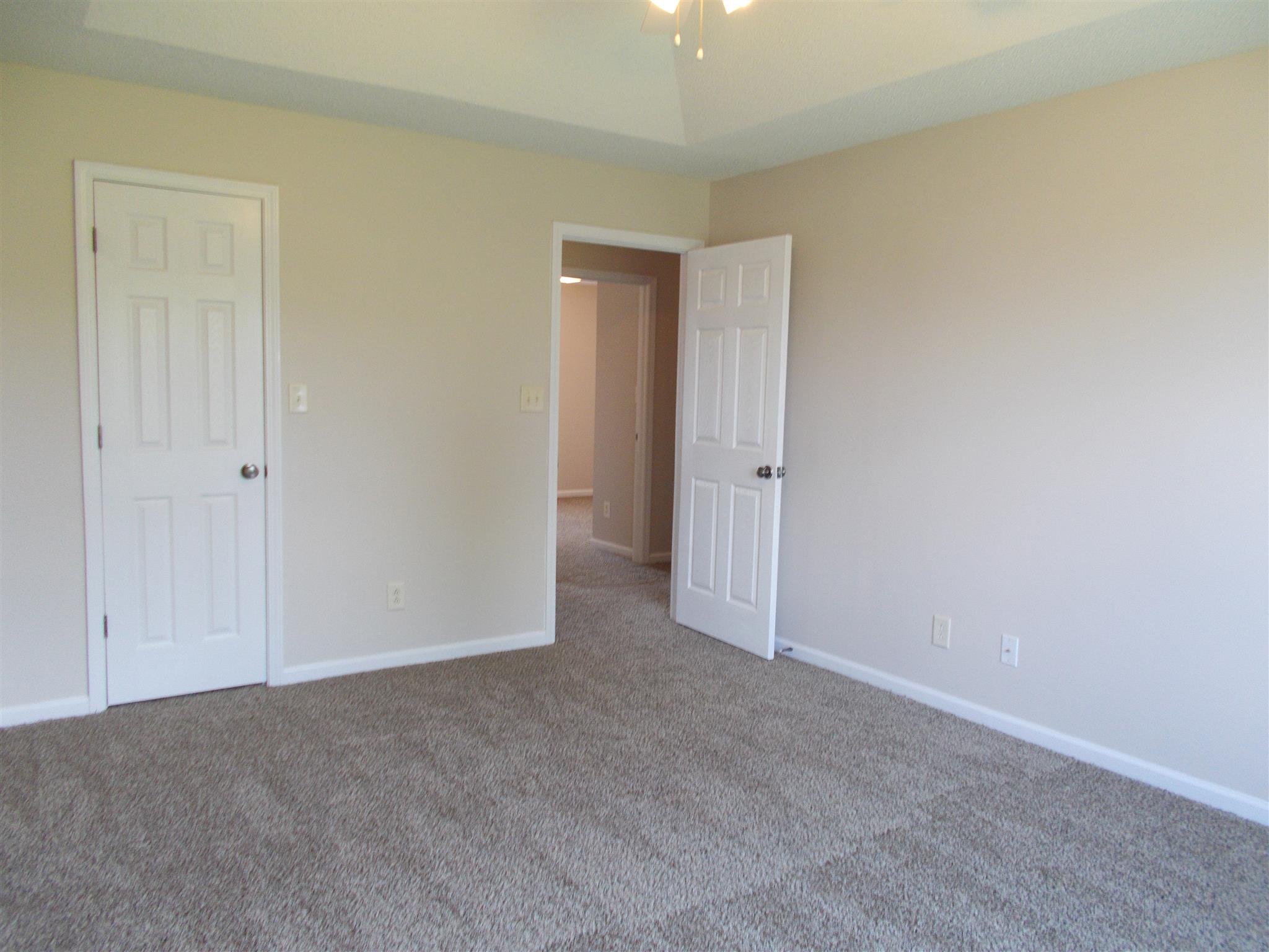 3398 Queensbury Road Clarksville, TN 37042 - Photo 14 of 26 a view of an empty room