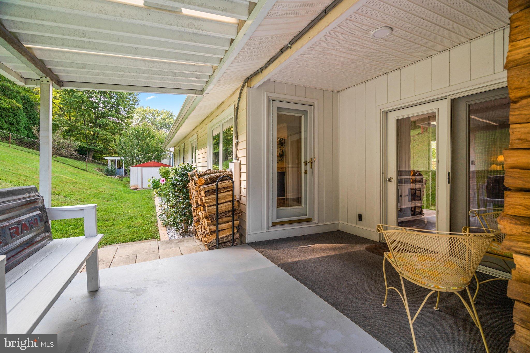 4529 Bill Moxley Road Mount Airy, MD 21771 - Photo 34 of 50 Back patio