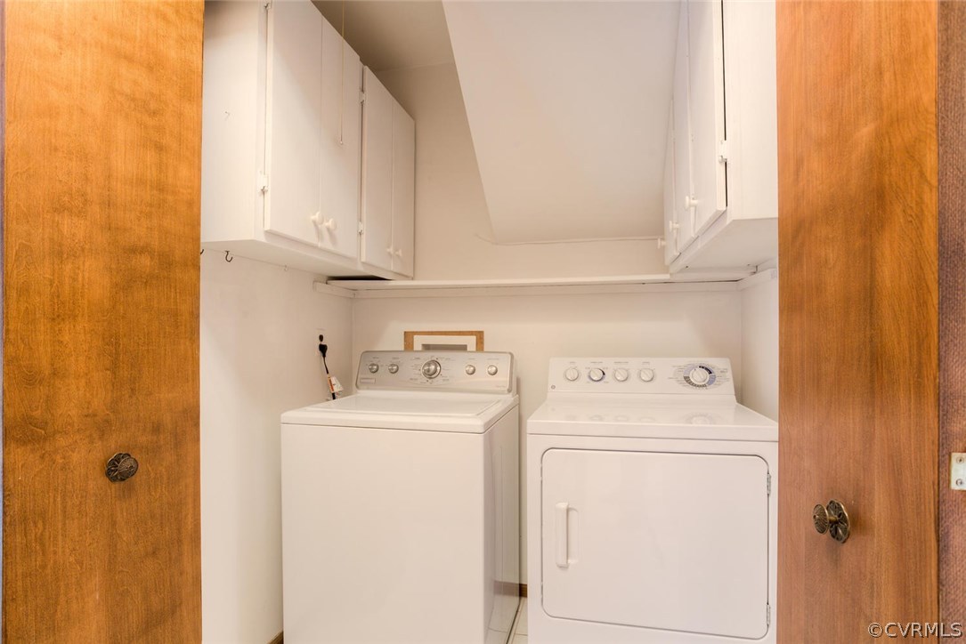 12901 Middlebrook Road Chester, VA 23831 - Photo 18 of 38 a utility room with dryer and washer