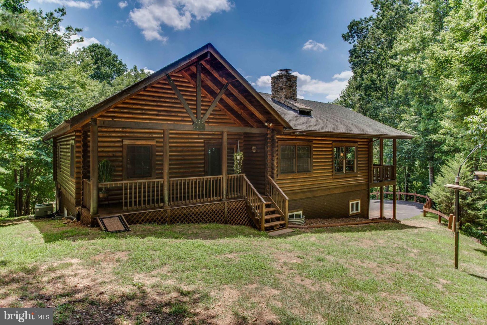 5426 Mountain Road Broad Run, VA 20137 - Photo 8 of 30 Exterior (Rear)