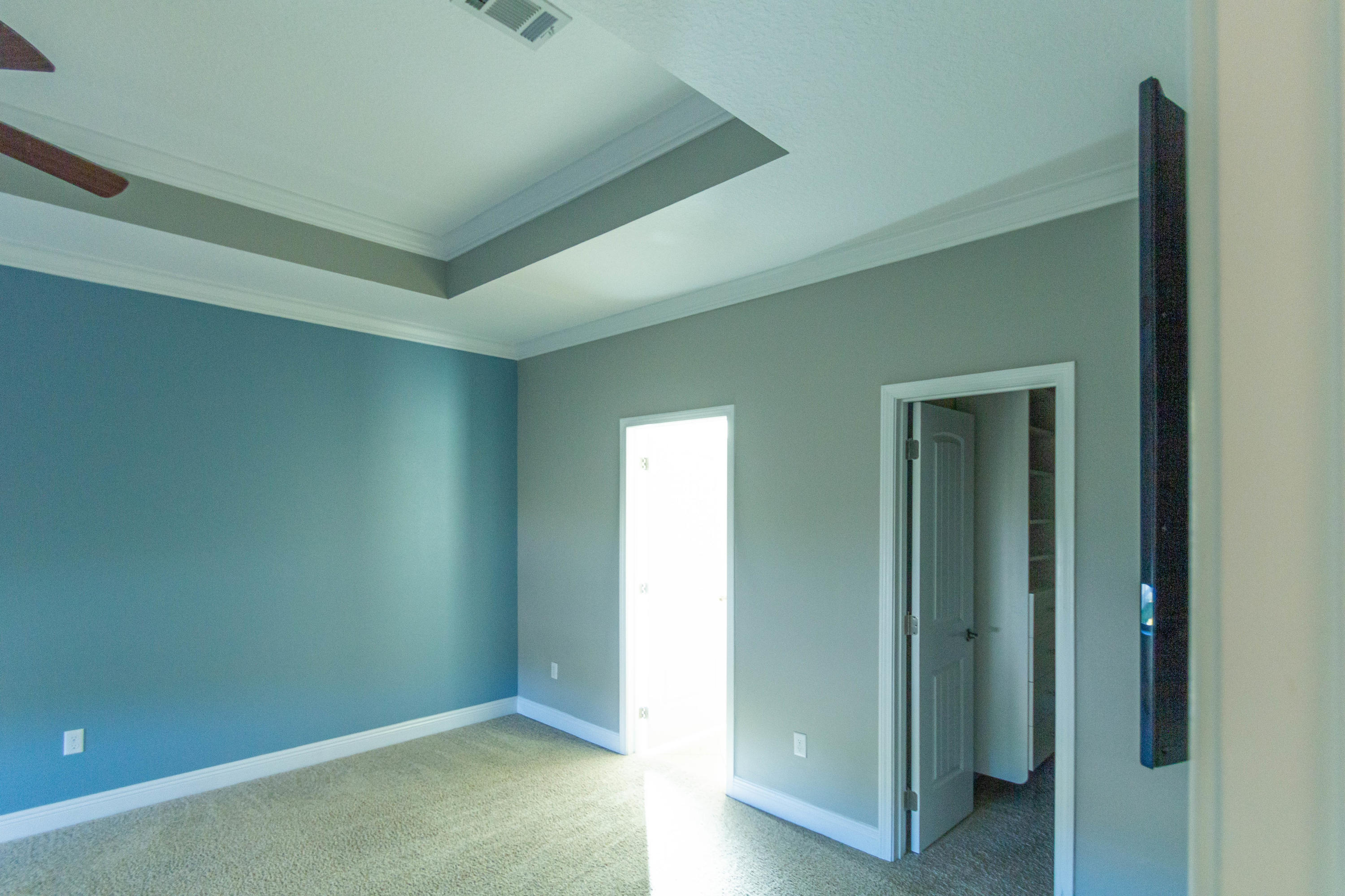 530 Pin Oak Loop Santa Rosa Beach, FL 32459 - Photo 22 of 53 an empty room with closet