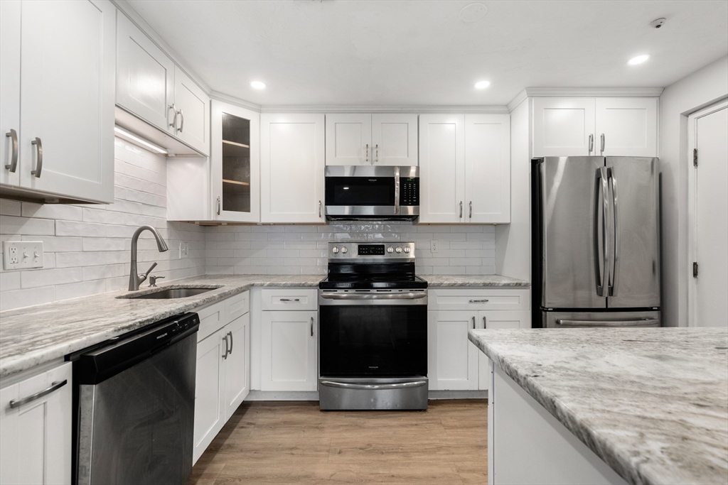 348 Neponset Street, Unit H Canton, MA 02021 - Photo 4 of 12 Gallery Image 4