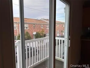 $3,900 | 420 North Corona Avenue, Unit 4, Valley Stream, NY 11580