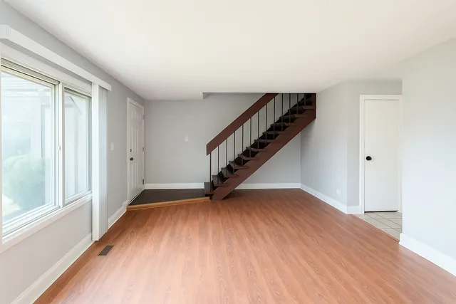 $278,000 | 5567 Court F, Unit 5567, Hanover Park, IL 60133