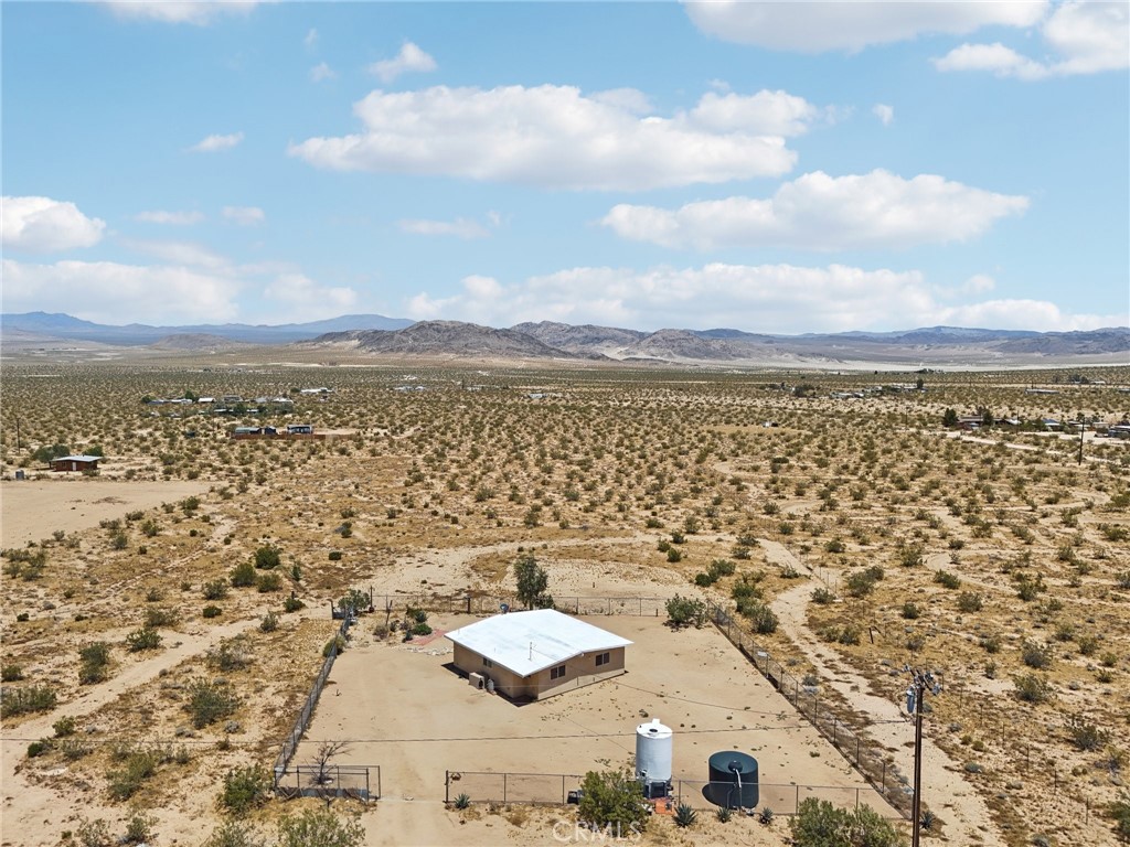 51474 Mills Road Johnson Valley, CA 92285 - Photo 54 of 56 a view of city and ocean