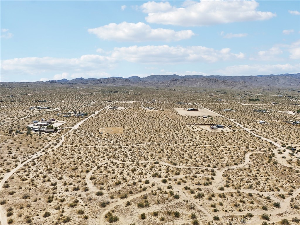 51474 Mills Road Johnson Valley, CA 92285 - Photo 55 of 56 a view of lake view and mountain