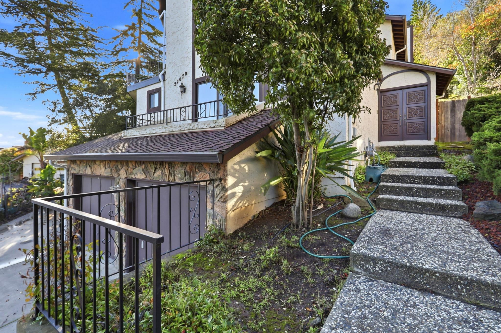 22670 San Juan Road Cupertino, CA 95014 - Photo 3 of 60