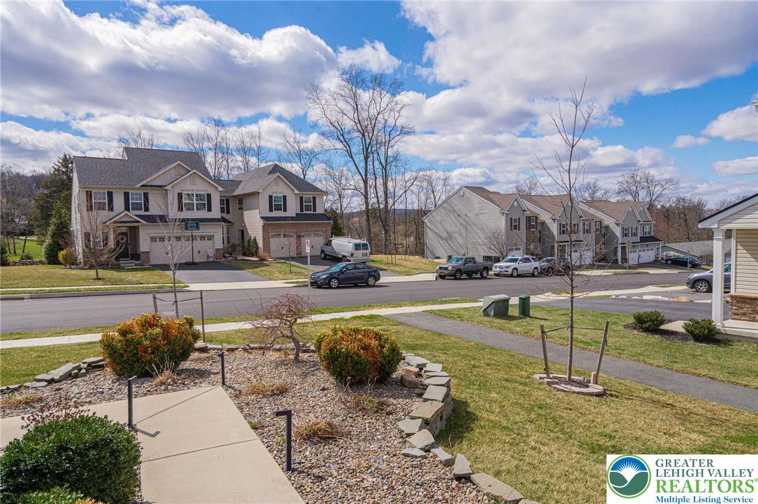 4435 Stole Road Emmaus, PA 18049 - Photo 4 of 64